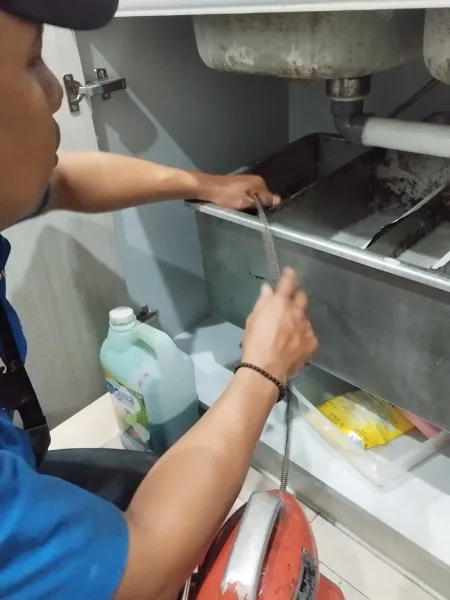 Kuras Grease Trap & Sedot Lemak Kafe Komersial